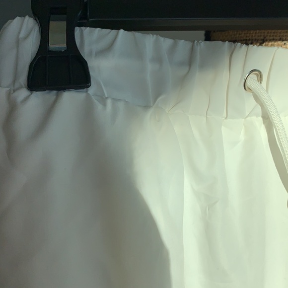 Windbreaker pants - Picture 2 of 6